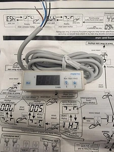 Festo SFE3-F500-L-W18-2PB-K1 Flow meter 5-50 l/min NEW original  - Picture 1 of 4