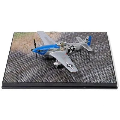 Forces of Valor 1:72 USAAF North American P-51 Mustang (812013A) Model Plane - Image 1 of 4