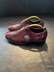 Rieker Womens Burgundy Patent Leather Flats UK 4 Touch Fastening - Picture 1 of 12