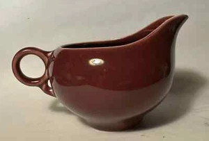UNIVERSAL POTTERIES BALLERINA BURGUNDY CREAMER 1950s mcm - Picture 1 of 6