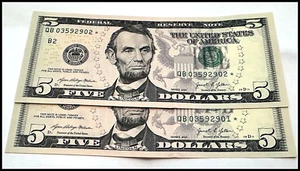UNCIRCULATED*CRISP * 2021 Five Dollar Federal Sequential Star Notes* LOW RUN - Picture 1 of 2