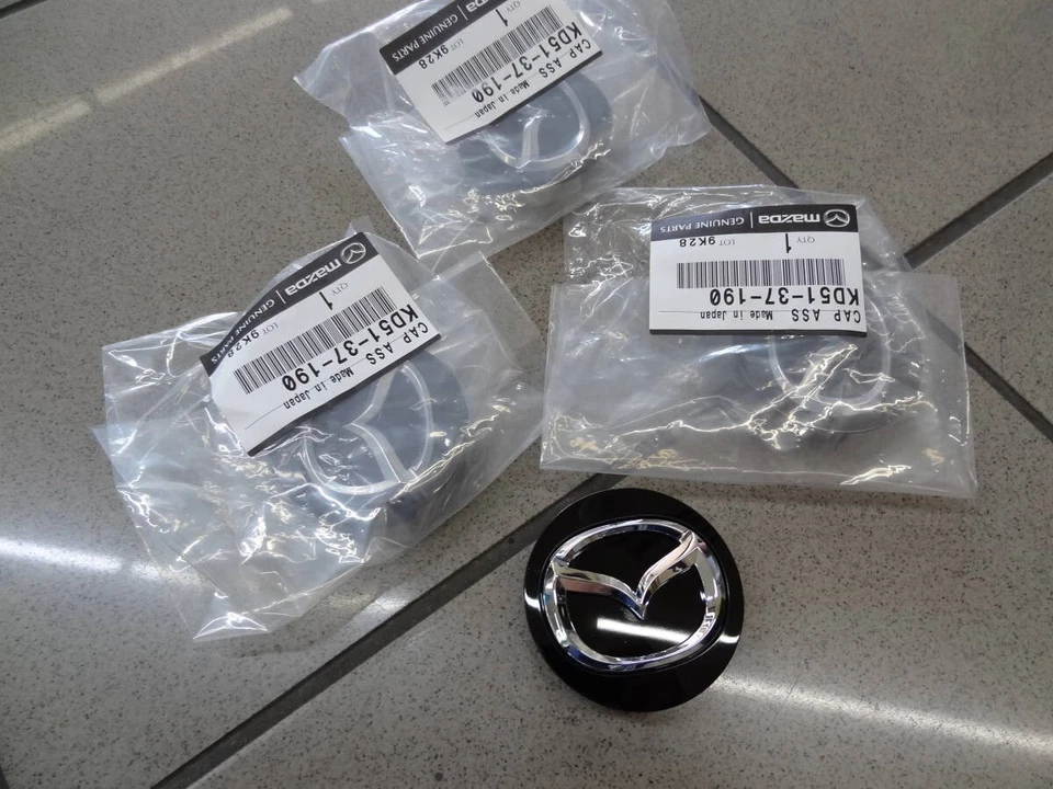 JDM OEM Mazda Center Wheel Cap BLACK 4PCS Set KD51-37-190 GENUINE CX-5 CX-3 NEW Foto 1 de 1