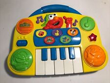 Vintage 1998 Sesame Street Elmo’s Music Maker Keyboard Piano Music Tyco. Video