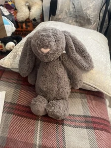 Medium Bashful Truffle Bunny retired - Bild 1 von 5
