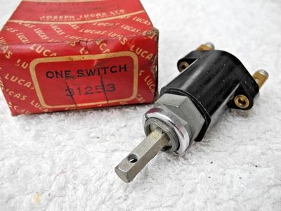 Lucas 31253 SS9 starter push switch, winscreen wash. Land Rover S Rover Triumph - Image 1 of 2