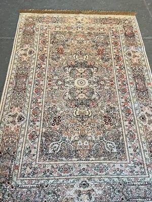 Alfombra vintage de diseño turco 100 % seda en perfecto estado. 3x5 Foto 1 de 4