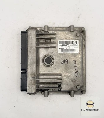 2003-2004 TOYOTA COROLLA Engine Control Module ECM ECU 89661-0Z093 OEM - Image 1 of 4