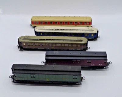 LILIPUT 2 VOITURES LITS CIWL + 1 VOITURE VOYAGEURS OBB   + 2 FOURGONS HO - Photo 1/4