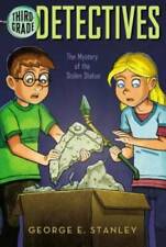 The Mystery of the Stolen Statue (Third-Grade Detectives) - Paperback - GOOD