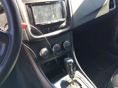 Dodge Avenger 2011-2014 aire acondicionado calefacción climatización UIG90 Foto 1 de 4