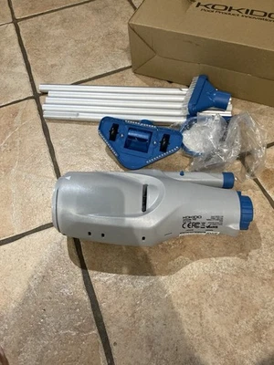 Aspiradora y aspiradora de piscina de mano recargable KOKIDO XTROVAC 110 # EV05 Foto 1 de 4