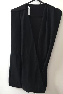 AQUA by Aqua Little Mini Party Low V Neck Black Dress Size 8 - Image 1 of 4
