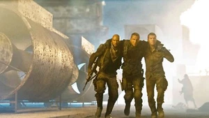 JOHN'S OD GREEN ARM SLING FROM THE HIT "TERMINATOR SALVATION"! - Picture 1 of 4