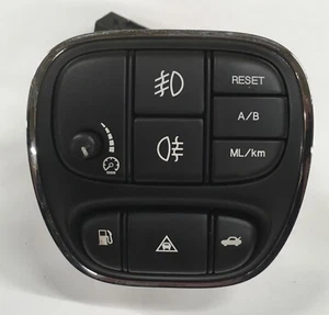Jaguar XJ X350 Fog light, fuel flap boot switch 2W93-11654-CG from 2003 XJ8 - Picture 1 of 4