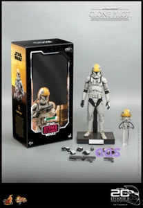 In Stock New Hot Toys MMS648 STAR WARS II: ATTACK OF THE CLONES 1/6 CLONE PILOT - Picture 1 of 8