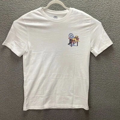 Camiseta masculina IZOD água salgada tamanho grande branca manga curta cachorro na cadeira gráfica - Imagem 1 de 4
