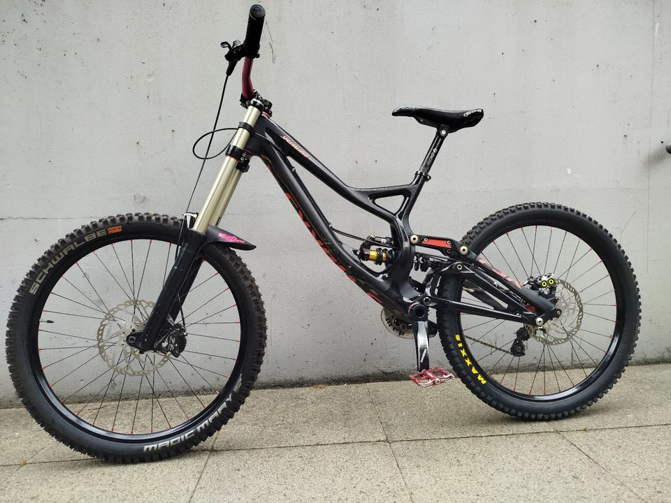 Specialized S-Works Demo 8 Carbon - Bild 1 von 4