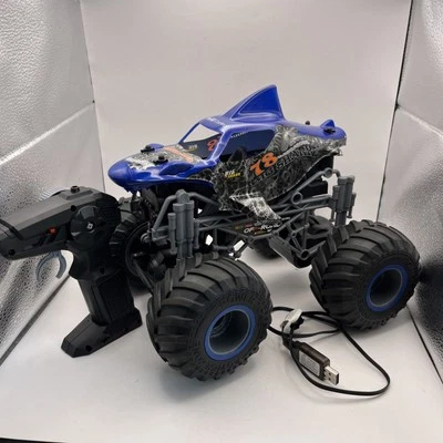 Revell Monster Truck Big Shark Off Road With Remote-Battery & Charger - Working - Image 1 of 4