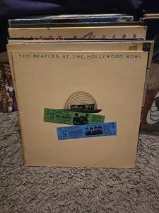 The Beatles At The Hollywood Bowl - LP - 1977 - Read Description - Picture 1 of 9