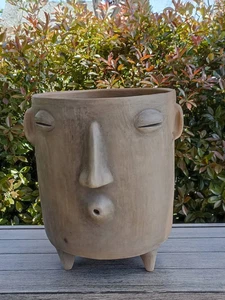 Maceta Big Face & Whistler, cerámica mexicana hecha a mano de Atzompa Mex - Imagen 1 de 23