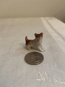Vintage DEUTSCHLAND MINI-PORZELLAN stehender Hund braun mit weiß 1" groß - Bild 1 von 5