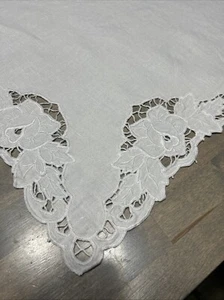 Vintage Linen Tablecloth Beige 40” Square Cutwork Embroidery Roses Table Cloth - Picture 1 of 4