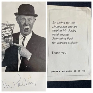 VINTAGE GOLDEN WONDER CRISPS ADVERTISING PHOTO MR PASTRY FUND FOR SWIMMING POOL - Picture 1 of 5