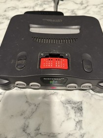 USA Nintendo N64 Console System Bundle W/2 controllers Expansion pak and 4 games