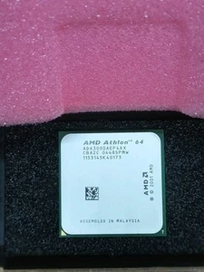 AMD Athlon 64 3000+ 2GHz Socket 754 (ADA3000AEP4AX) Processor - Picture 1 of 4