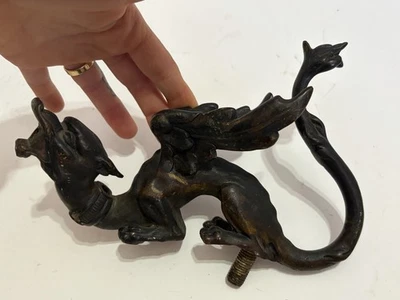 Antigua estatuilla arquitectónica salvamento bronce acabado dragón arte escultura Foto 1 de 4