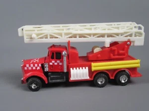 C150 Jouet Chine Peterbilt 389 Camion Pompiers Grande Echelle USA L 13.8 cm - Picture 1 of 13