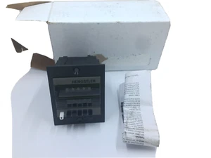 HENGSTLER HECON G0486489 110VAC COUNTER - Picture 1 of 7