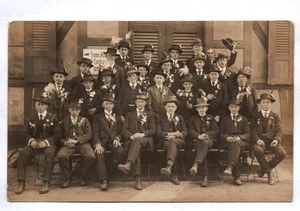 Foto Ak Hörnitz bei Zittau junge Burschen Gruppenfoto - Bild 1 von 2
