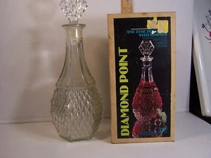 Vintage Indiana Glass Crystal Diamond Point Decanter With Stopper. 24 Oz.EUC BOX - Picture 1 of 4