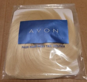 AVON DE COLECCIÓN SOPORTE COLA DE PONY CABELLO FALSO RUBIO 2001 NUEVO EN PAQUETE - Imagen 1 de 3