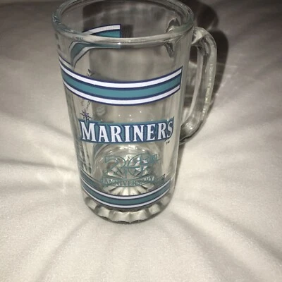 Taza de cerveza Mariners Glass 20 aniversario Foto 1 de 4