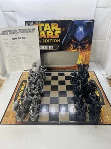 Vintage Star Wars Saga Edition Chess Set / Parker Brothers 2005 Missing 2 Piece - Picture 1 of 12