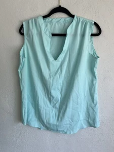 Danqi Woman Light Blue Notch Neck Tank, Size XL - Picture 1 of 5