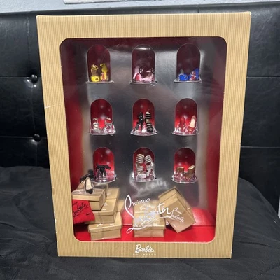 Barbie Christian Louboutin Colección de Zapatos Foto 1 de 4