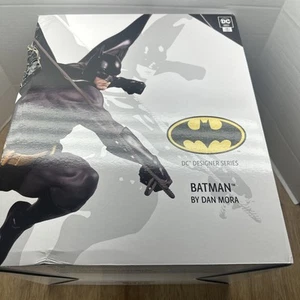 McFarlane Toys DC Designer Series Batman Dan Mora Resin 1/6 Scale Statue (read) - Picture 1 of 8