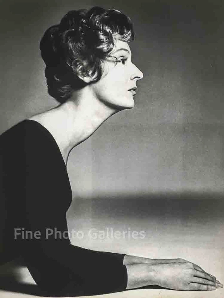 1959 年复古 RICHARD AVEDON 意大利社交名媛 Marella Agnelli 双色调照片艺术 — 第 1/1 张图片