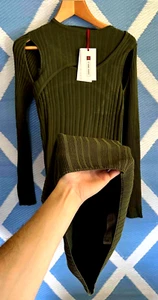 Zara SRPLS 'CMBNTD/DRS 08' grünes Rippstrickkleid Cut-Out Langarm neu mit Etikett - Bild 1 von 13