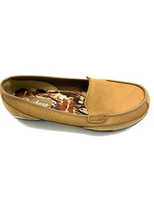 SKECHERS Women's Slip On Moccasin Comfort Shoes Tan size 8.5 ($) - Picture 1 of 6
