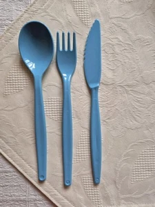 Harfield 4 Standard Cutlery Sets Reusable Virtually Unbreakable HQ Plastic - Picture 1 of 3