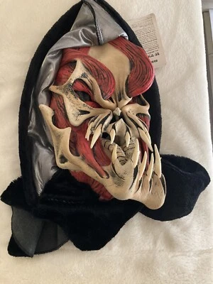 Predator Red Be Something Studios Mask Halloween New With Tag - Image 1 of 4