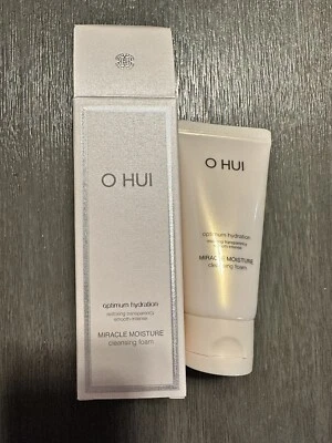 Espuma limpiadora hidratante milagrosa OHUI 80 ml renovación O HUI Foto 1 de 4