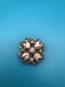 VTG BROOCH MALTESE CROSS Copper Fleck Acrylic Copper Filigree Missing Stone - Picture 1 of 8