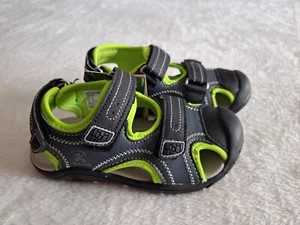Kamik Boy's Seaturtle Sport Sandal Walk Play  Closed Toe Shoes Charcoal Size 11 - Picture 1 of 6
