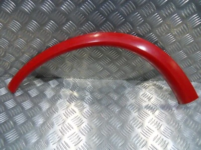 Moldura de arco de rueda de alerón delantero izquierdo original Vauxhall Corsa B GSi 1993 a 2002 NOS Foto 1 de 4