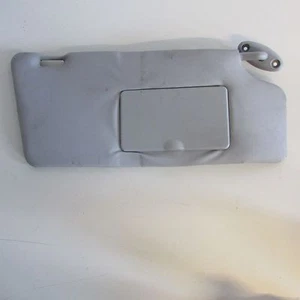 Aletta parasole destra con specchio Ford Focus Mk1 1997-2004 (9916 30-6-E-5) - Picture 1 of 1